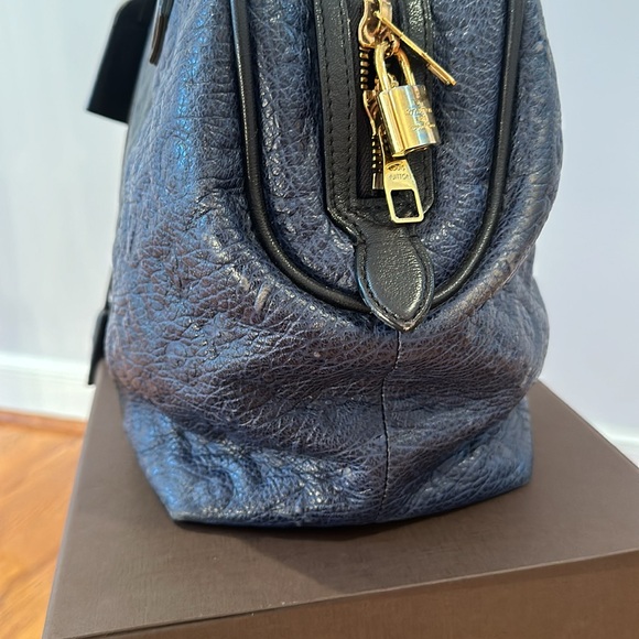 Louis Vuitton trio color tote. - Picture 4 of 7